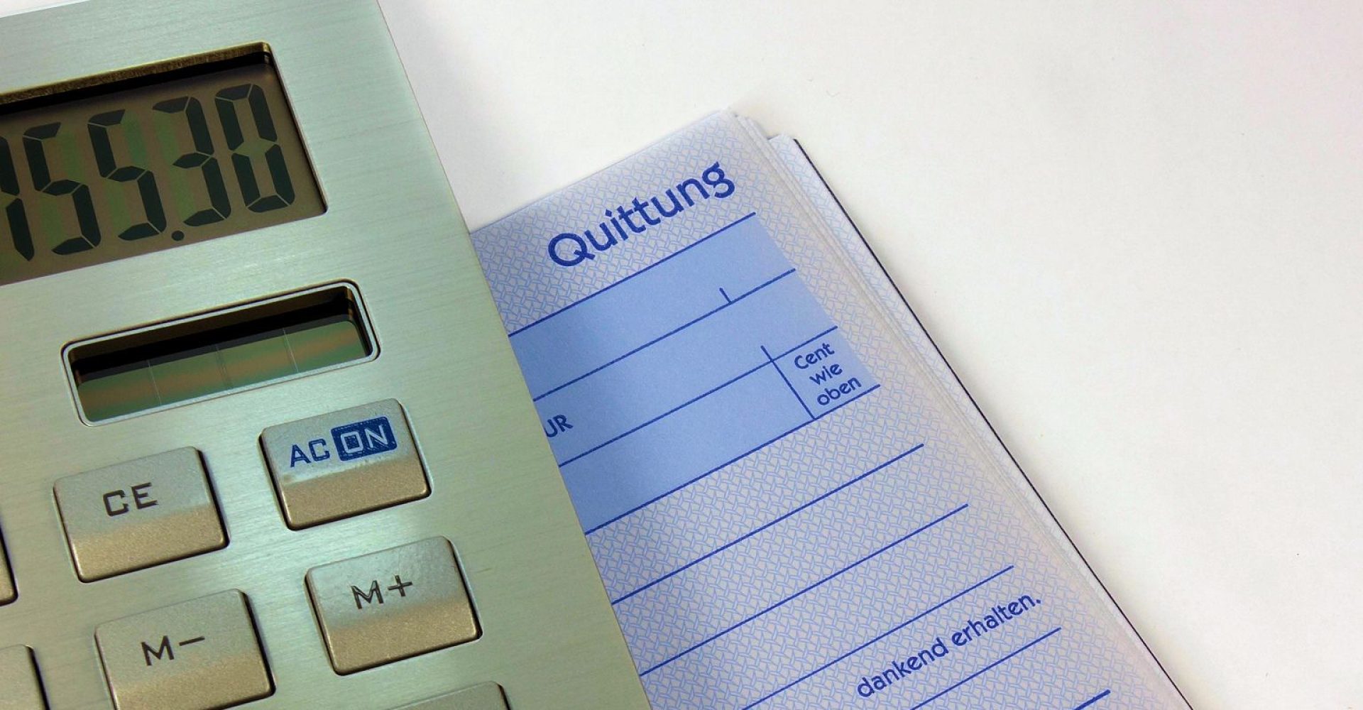 Processamento de Faturas e Conservação de Livros